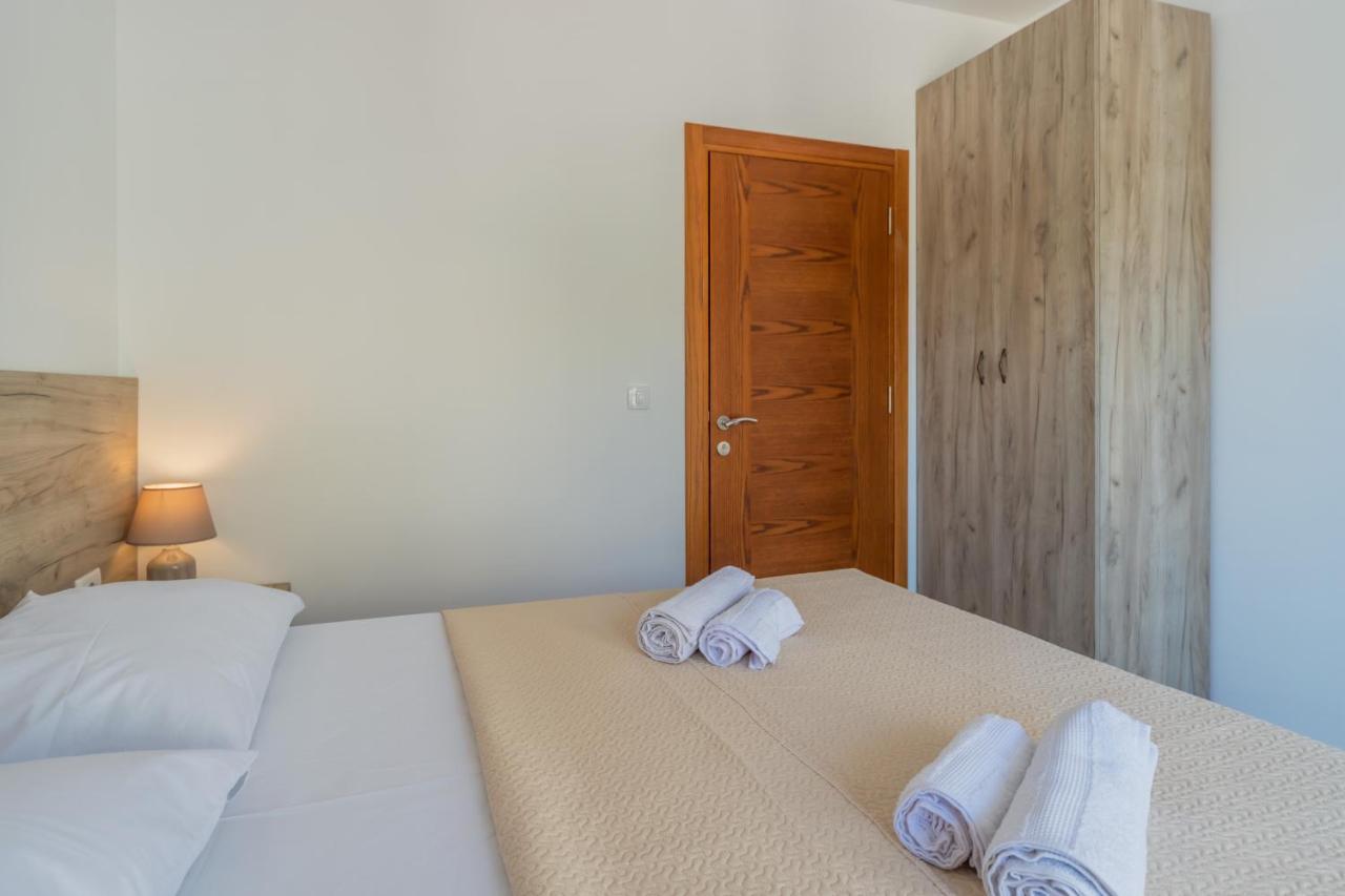 Grejm Lux Family Apartments Petrovac Exteriör bild