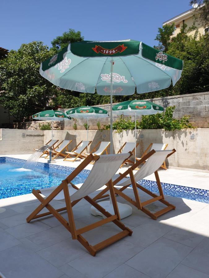 Grejm Lux Family Apartments Petrovac Exteriör bild
